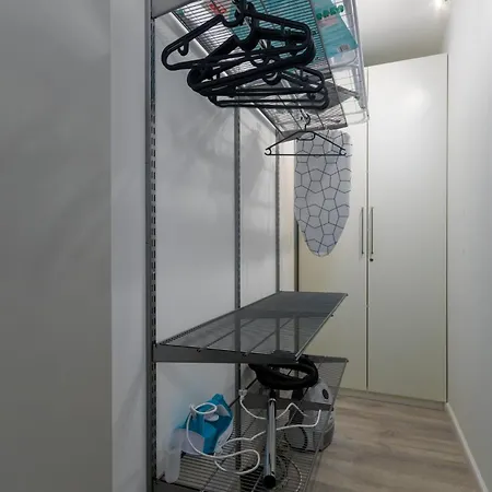 Apartment Feels Like Premium