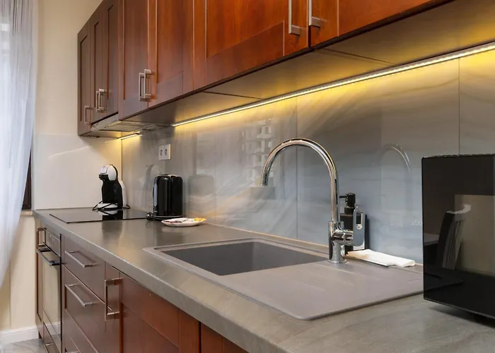 Feels Like Premium By Bookinghost Wroclaw